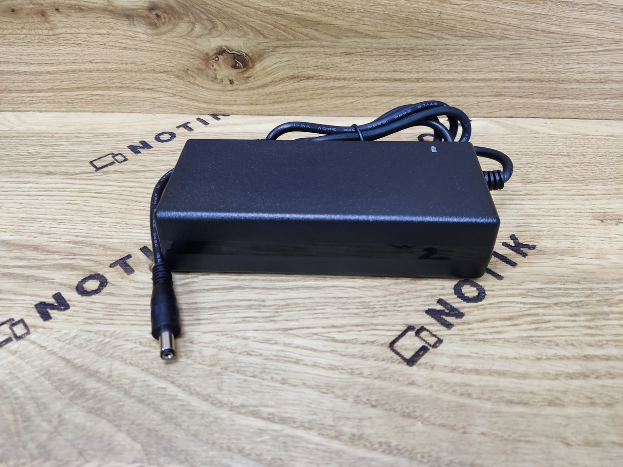 Блок живлення AC/DC Adapter 24V 4A 96W 5,5*2,1мм (ZF120A-2404000) Вживаний