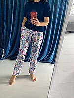 Женская пижама (футболка, брюки) вискоза, у цветы