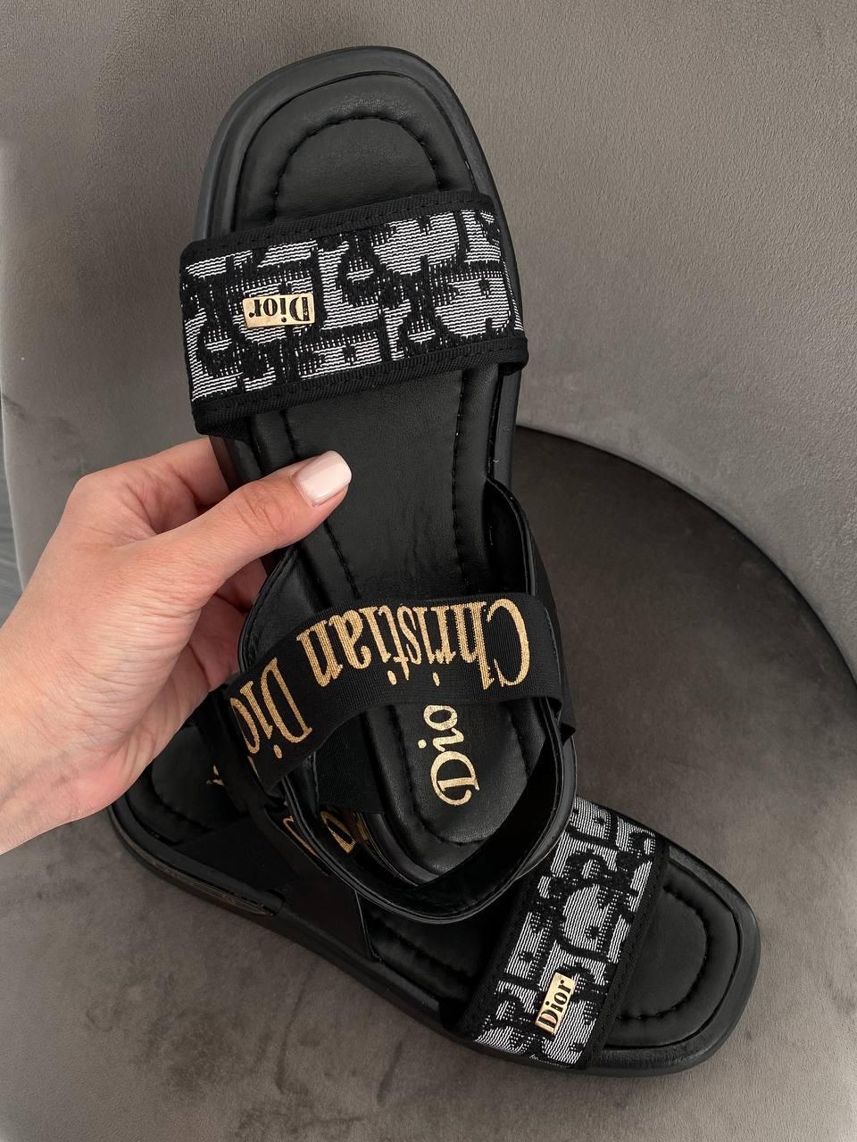 Босоножки Dior Black женские сандалии кожаные черные повседневные модные на низком ходу - фото 3 - id-p1875697443