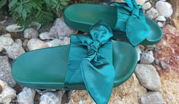 ЗНИЖКА! 36р (22.5 - 23см) Puma Fenty тапочки шльопанці з бантами смарагдово зелені, фото 4