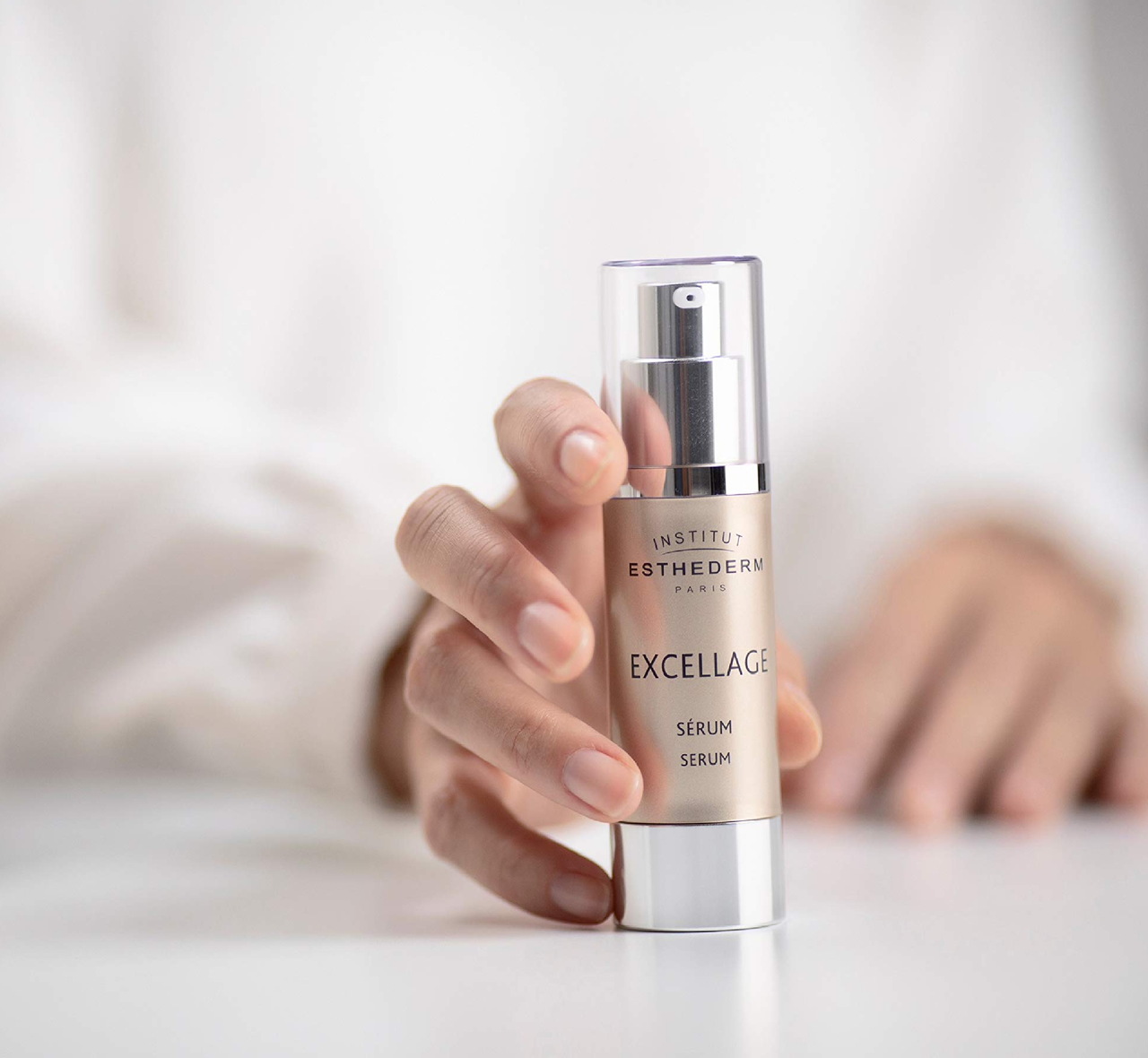 Омолоджуюча сироватка - Institut Esthederm Excellage Serum, 30 мл