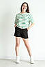 Комплект для дівчинки на літо біла футболка зелена смужка та короткі шорти чорного кольору, фото 6