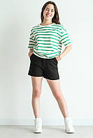 Комплект для девочки на лето белая футболка зеленая полоска и короткие шорты черного цвета 140