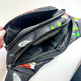 Поясна сумка бананка текстильна яскрава принт кросівки, фото 4