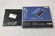 Жорсткий диск SSD мережевий накопичувач Б/У OCZ Vector 128 GB 2.5 SATAIII MLC VTR1-25SAT3-128G
