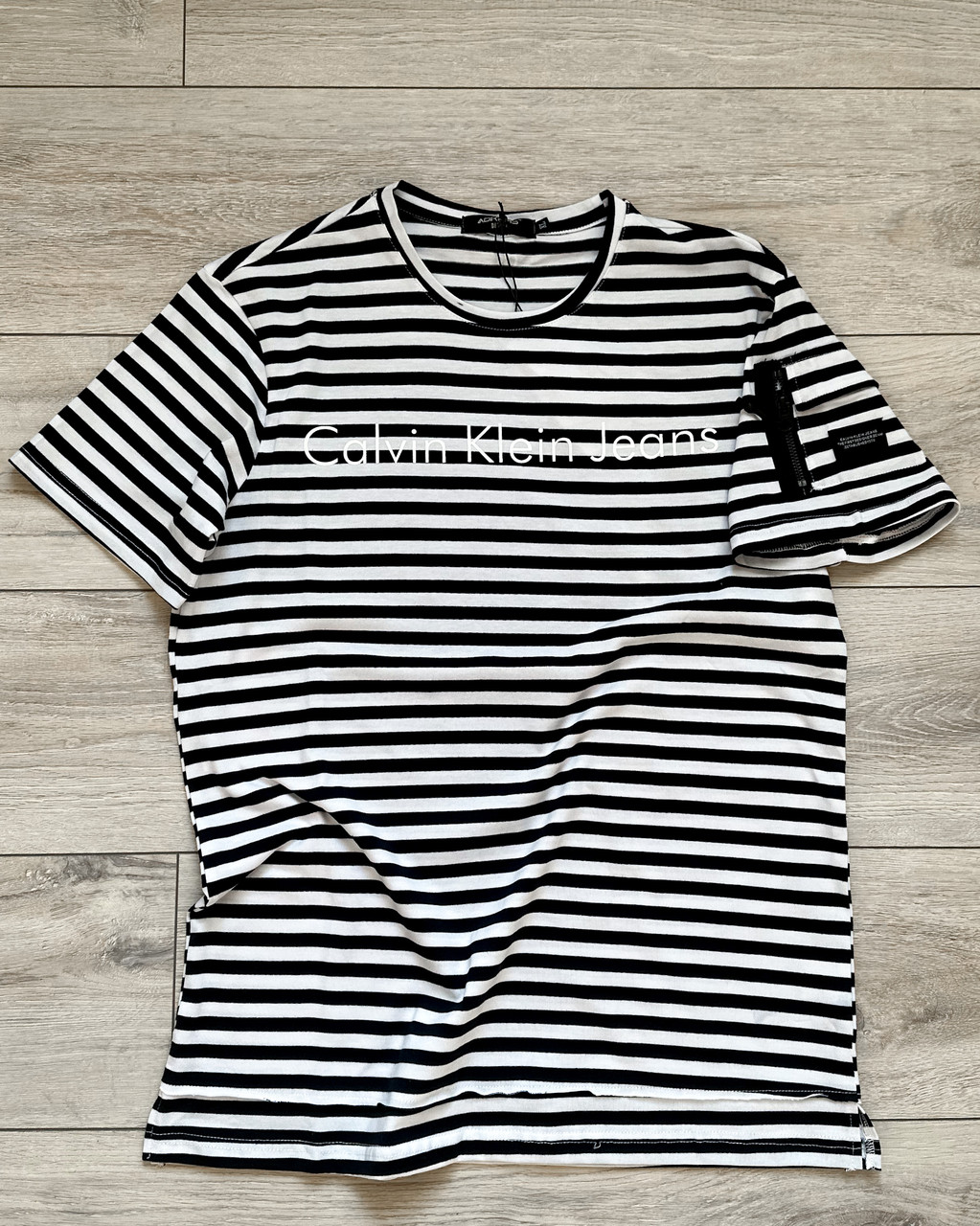 Чоловіча футболка Calvin Klein у смужку бавовняна Кельвін Кляйн