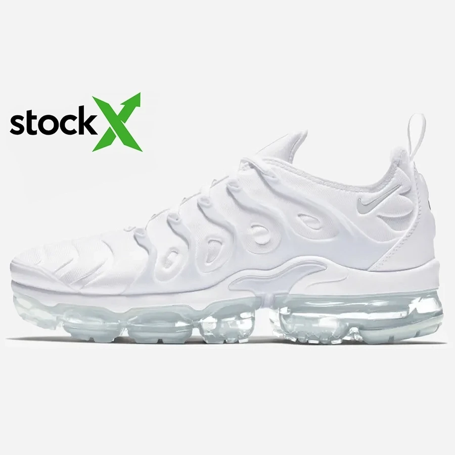 White nike vapormax plus hotsell