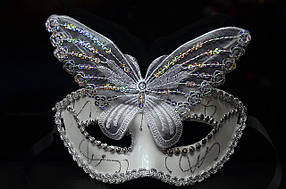 Маска карнавальна біла "Метелик"