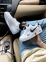 Белые кожаные кроссовки Nike Air Force 1 white / Найк аир форс 1 белые