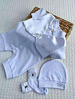 Подарочный набор на выписку из роддома для новорожденного мальчика (3 предмета) "Дениэл" рост 56 см Lari Белый