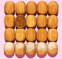 Печиво Горішки м'які з вареним згущеним молоком Згущик смачні в коробці 1,6 кг TM TONIYA
