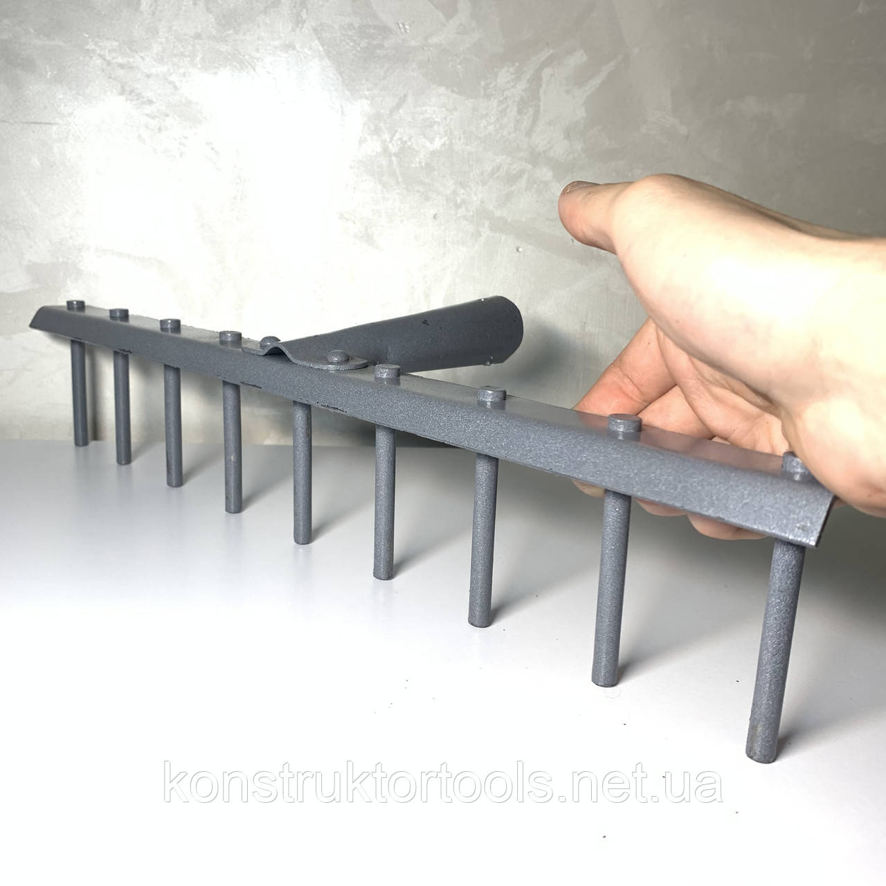 Граблі металічні, 9 зубів круглих, без держана, фото 1