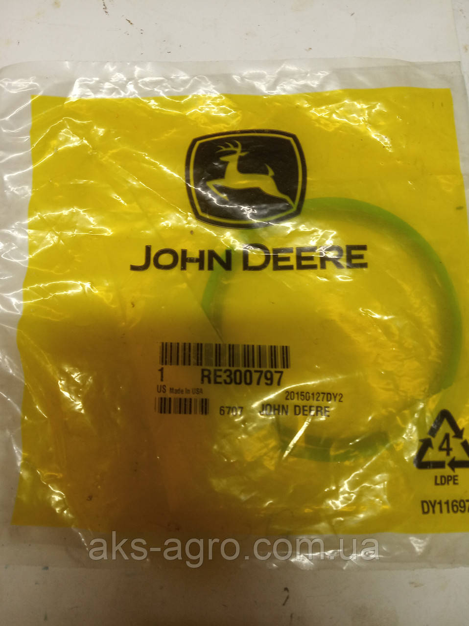 RE300797 Сальник John Deere