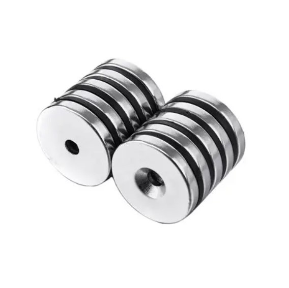 Магніти неодимові кріпильні 12x3 мм N50 з отвором ззенковкою 4 мм 10 шт., фото 1