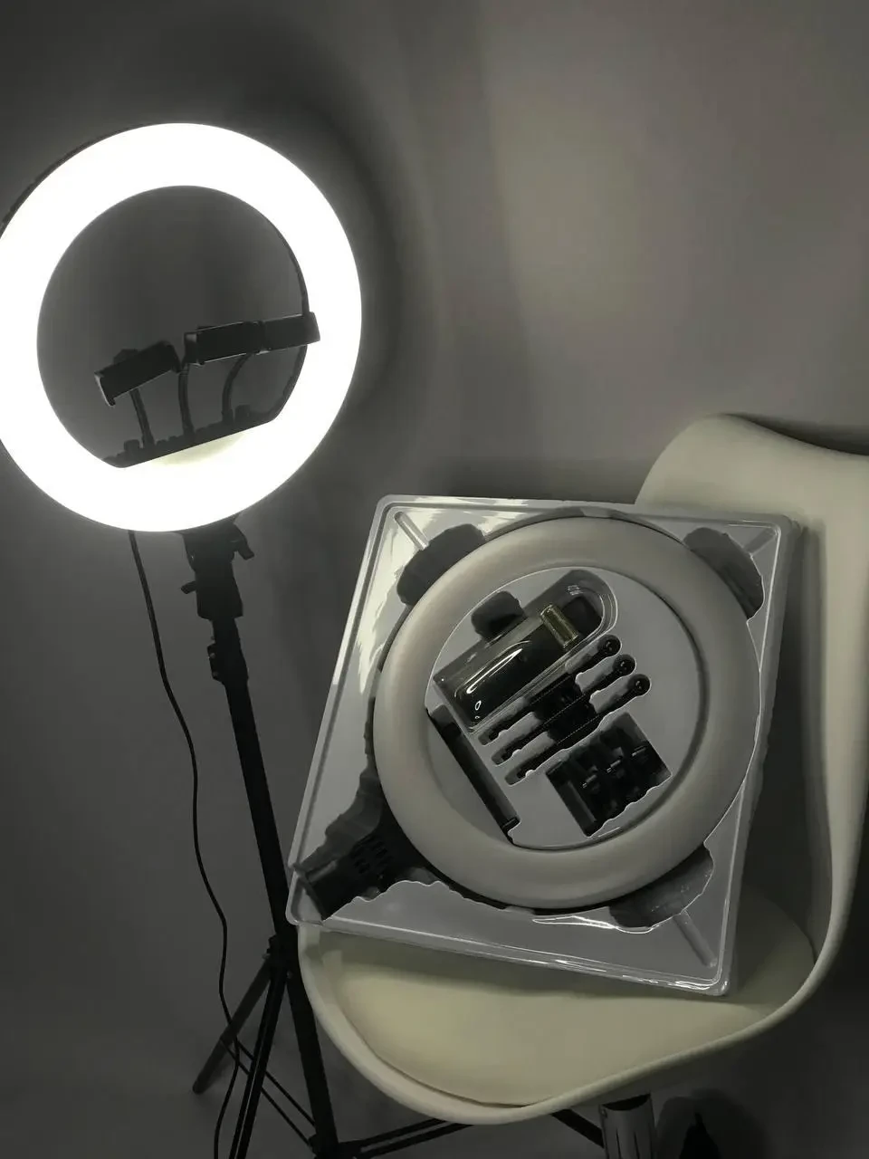 Кольцевая лампа 36 см для визажи лампа для косметолога и бровиста, Лампа кольцевая для мастера маникюра Профес - фото 8 - id-p1876774330