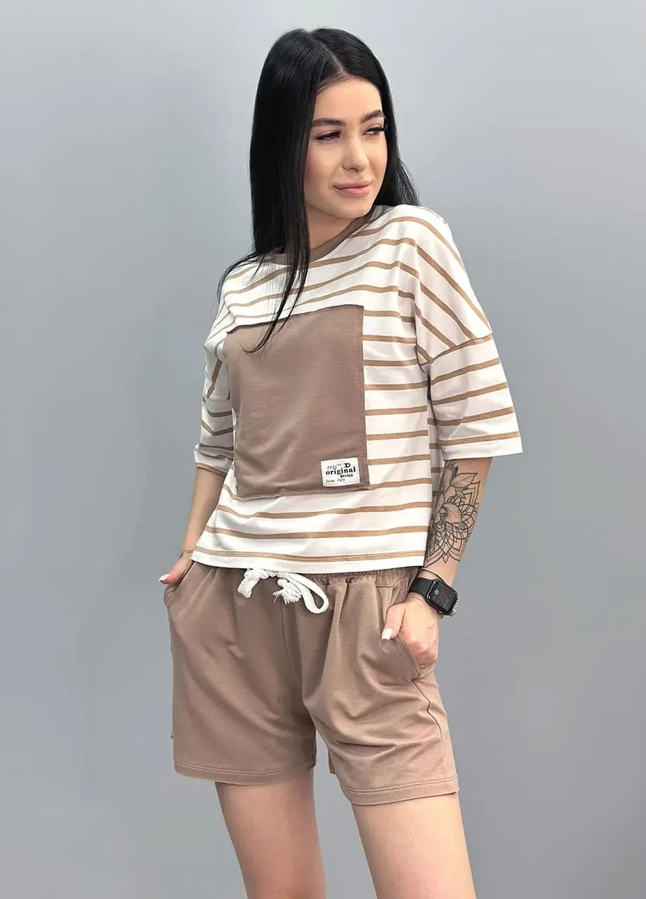 Жіночий літній костюм короткі шорти та футболки з принтом, фото 1