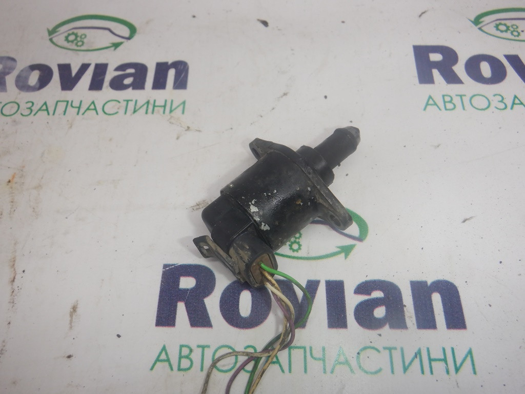 Купить Регулятор холостого хода (1,6 MPI 8V) Renault SANDERO 2008-2014 ...