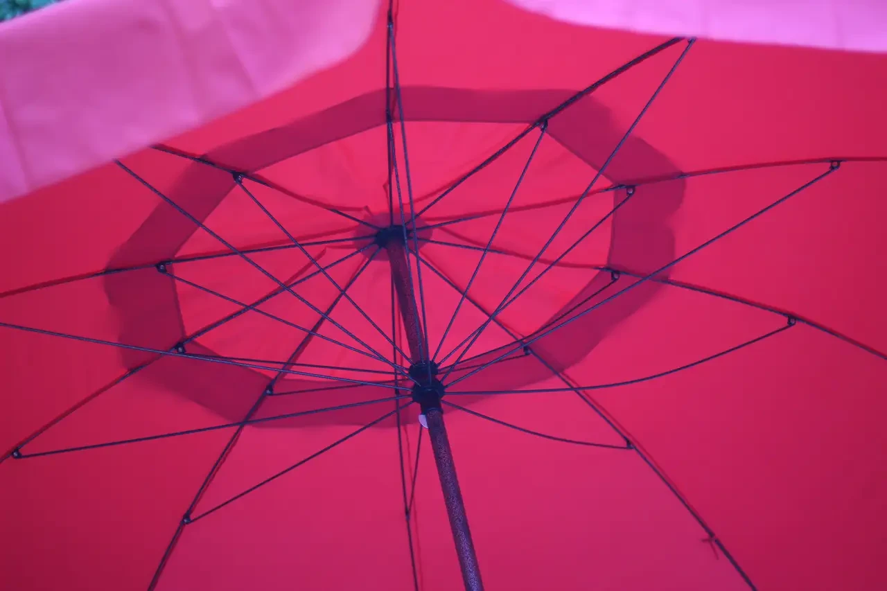 Большой торговый круглый зонт с ветровым клапаном 3.5 м Зонт от солнца и дождя - фото 8 - id-p1877025299
