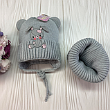М 91020. Комплект зимовий для дівчинки шапка із зав'язками та баф "Зайчик", різні кольори (6 місяців до 3 років), фото 5