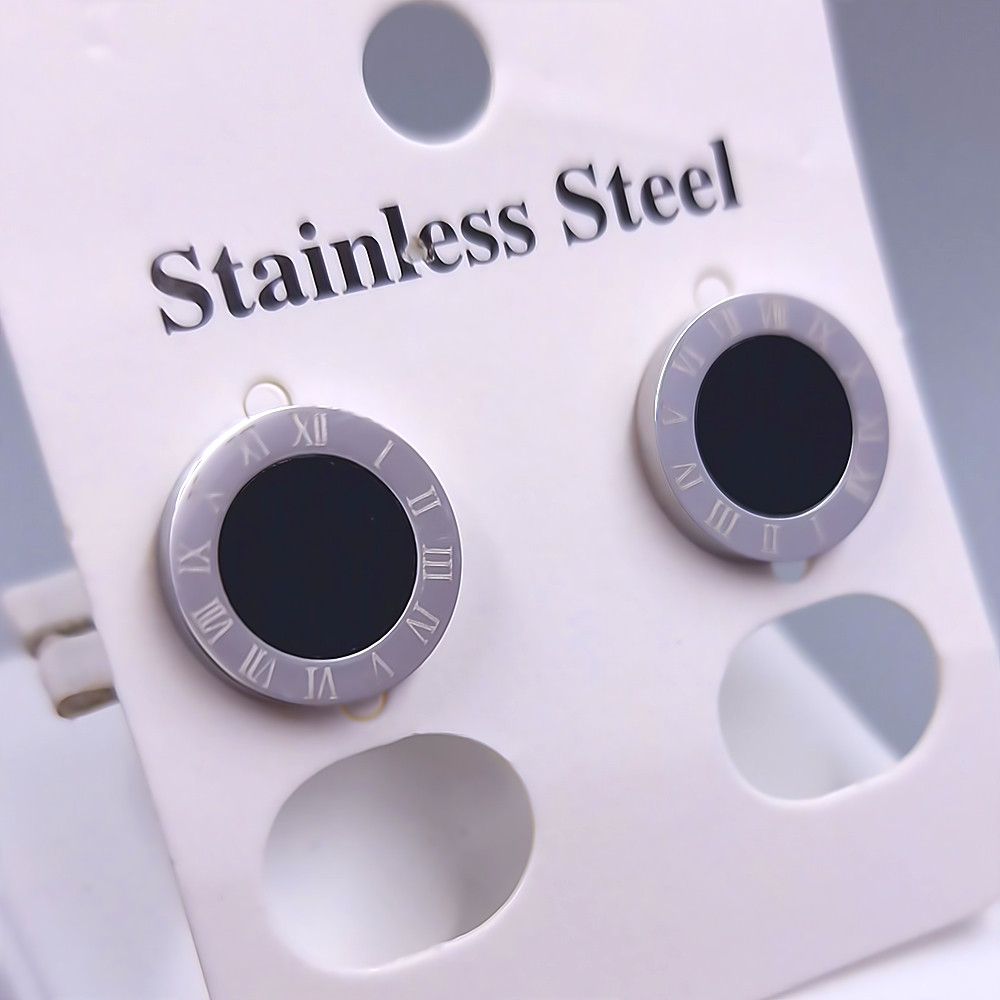Сережки-гвоздики Stainless Steel із чорною емаллю. Сталь. Родій. Діаметр: 12 мм