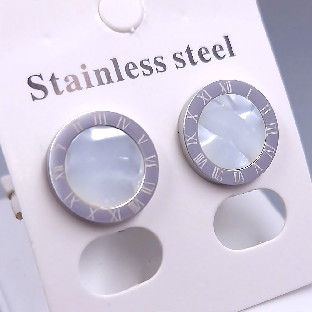 Сережки-гвоздики Stainless Steel з білою емаллю. Сталь. Родій. Діаметр: 14 мм