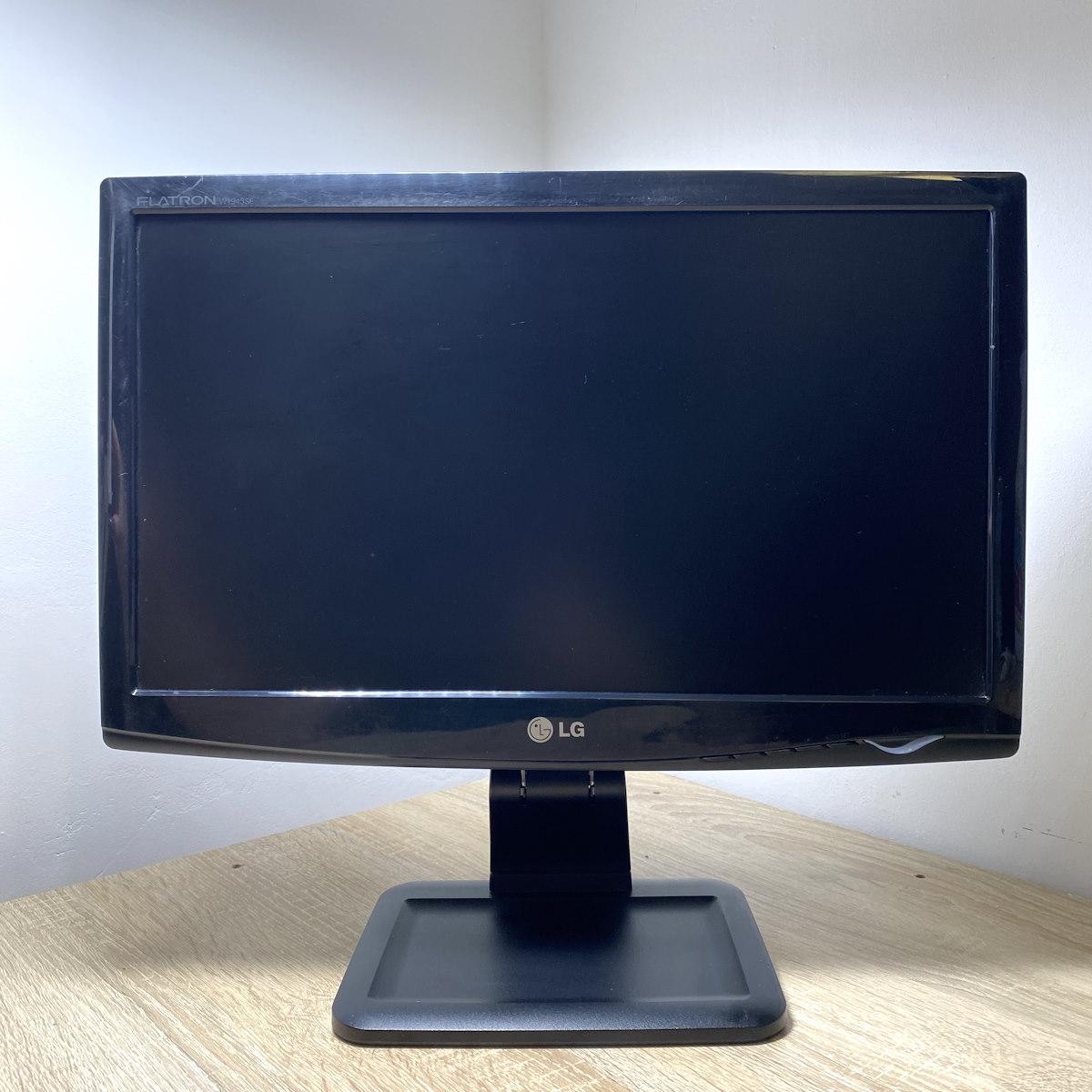 Купить Монитор б/у 19" LG Flatron W1943SE (TN / 1366x768 / (16:9) / VGA ...