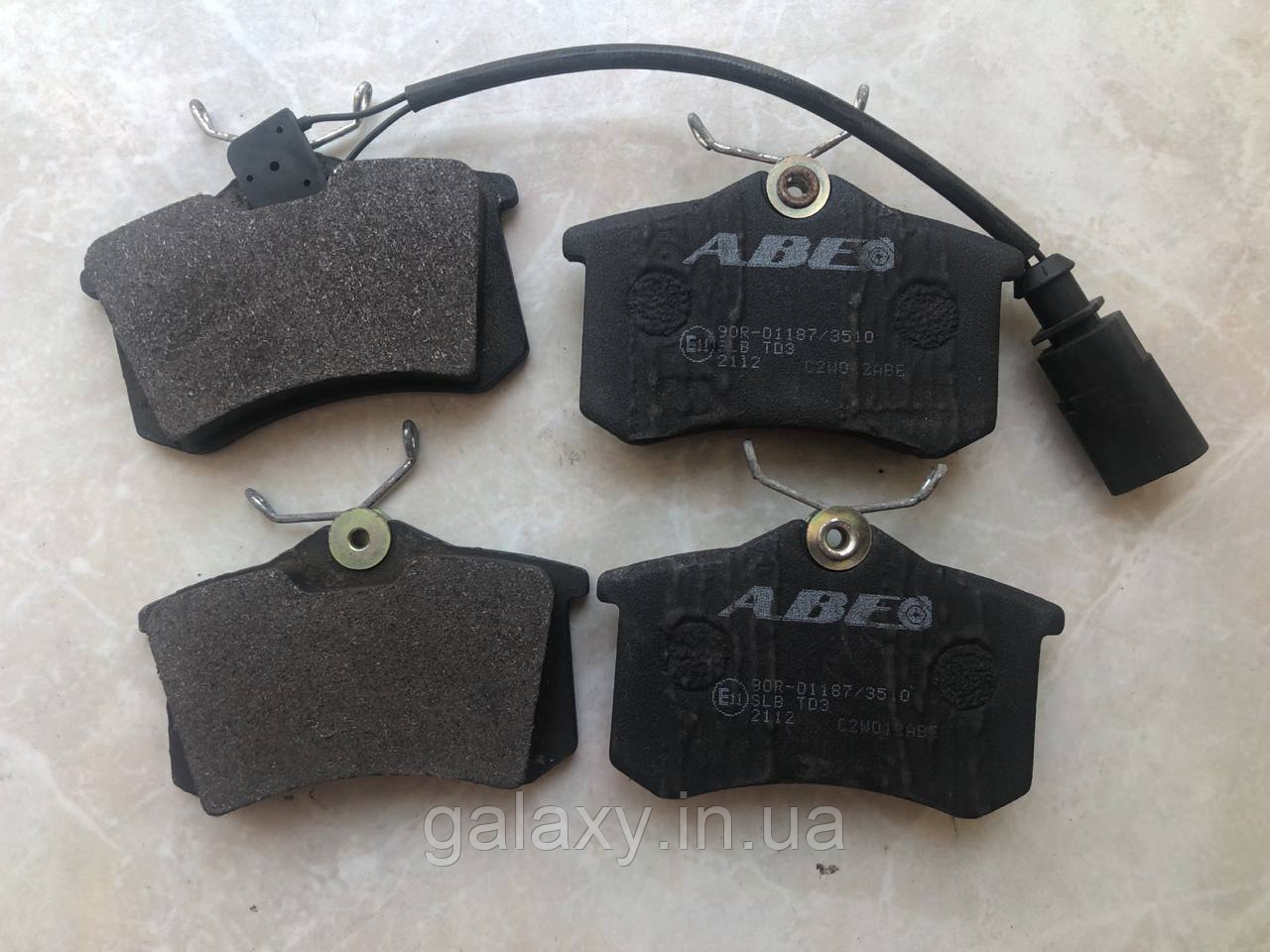 Гальмівні колодки задні Audi A4 B5 Avant; Ford Galaxy; Seat Alhambra; VW Sharan ; Transporter T4