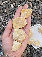 Желтый нефрит натуральный, необработанный минерал, разные размеры и вес, 1грамм=4 грн 33.07