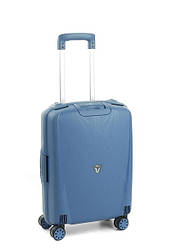 Маленька валіза пластикова Roncato Light на 4 колесах