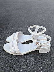 STTOPA Розміри 36-41. Босоніжки великих розмірів шкіряні. Каблук 3 см. 327-3641-3 Білі Сріблясті