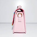 Дитяча сумочка лакова рожева кошеня з веселкою, фото 3
