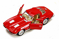 Детская модель машинки corvette "sting rey" 1963 kinsmart kt5358w инерционная, 1:32 (red)