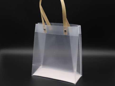 Подарункова коробка для квітів пластикова із ручками. 20х17х8.5см / Подарункова коробка для квітів пластикова із ручками., фото 1