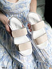 Жіночі шкіряні бежеві босоніжки з липучками на білій підошві  37 р-р, фото 3