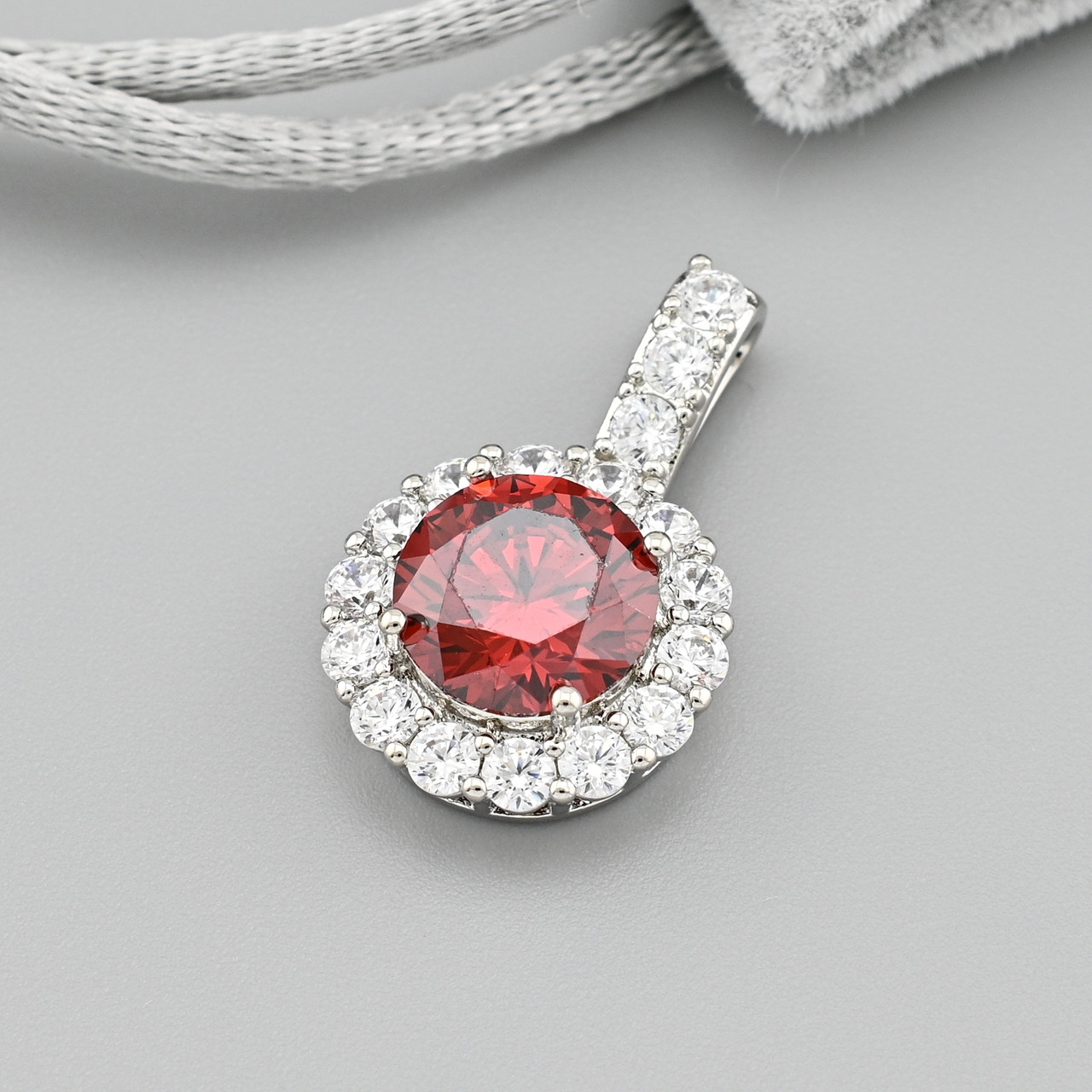 Кулон Гіпсофіл 39604 для ланцюжків до 3 мм розмір 22х14 мм червоні фіаніти вага 3.2 г позолота Біле Золото, фото 1