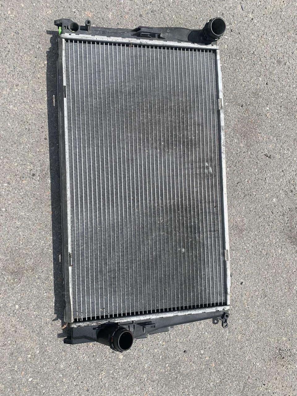 Б/В Радіатор двигуна основний BMW X1 E84 17117788903, фото 1