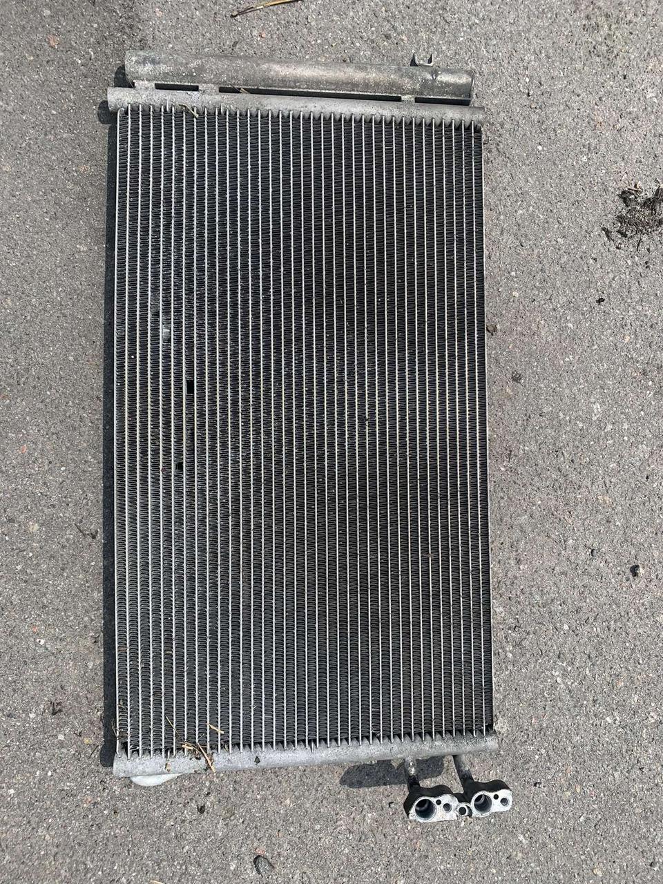 Б/В Радіатор кондиціонера BMW X1 E84 64539229021, фото 1