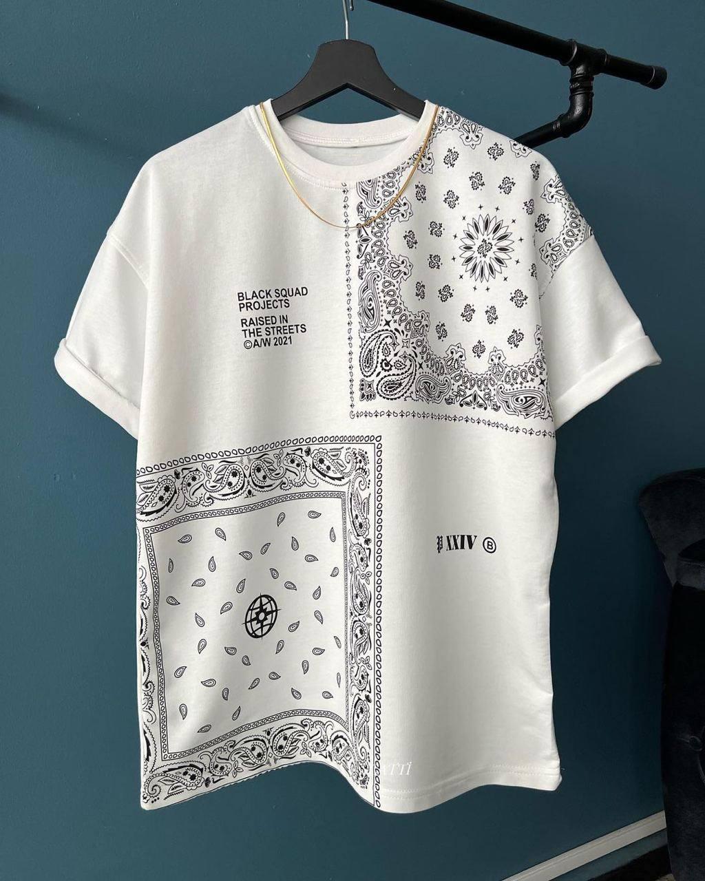 Чоловіча футболка оверсайз біла з принтом Бандана повсякденна з круглим вирізом на літо, фото 1