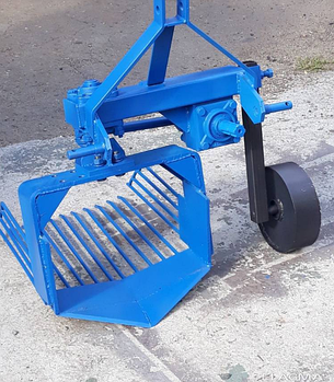 Картоплекопалка вібраційна однорядна до трактора КТН-1В (ДТЗ-1В)