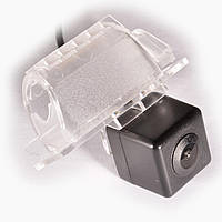 Штатная камера заднего вида для Ford Mondeo, Focus II 5D, S-Max, C-Max, Fiesta, Kuga I IL-Trade 9548
