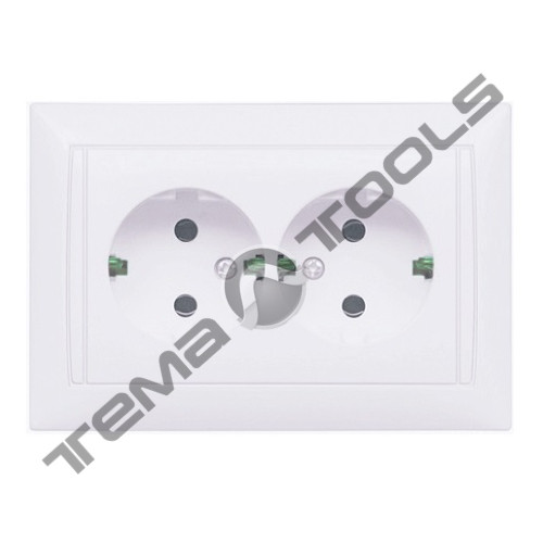 Розетка внутрішня 220 В 16 А подвійна із заземленням біла IP20 Latina