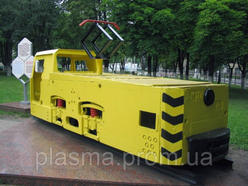 Електровоз контактний шахтний К-10