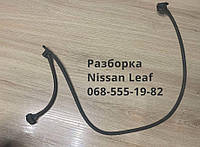 Шланг форсунка омывателя лобового стекла Nissan Leaf 28931-3NF0A,28932-3NF0A