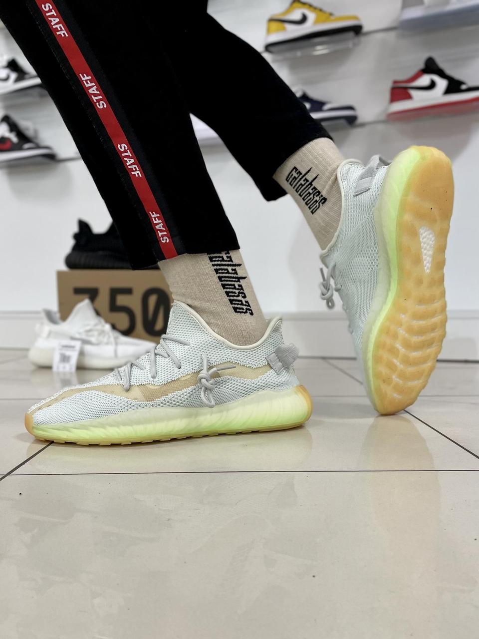 Кросівки Adidas Yeesy Boost 350 V2 (blue / green) .Хит!