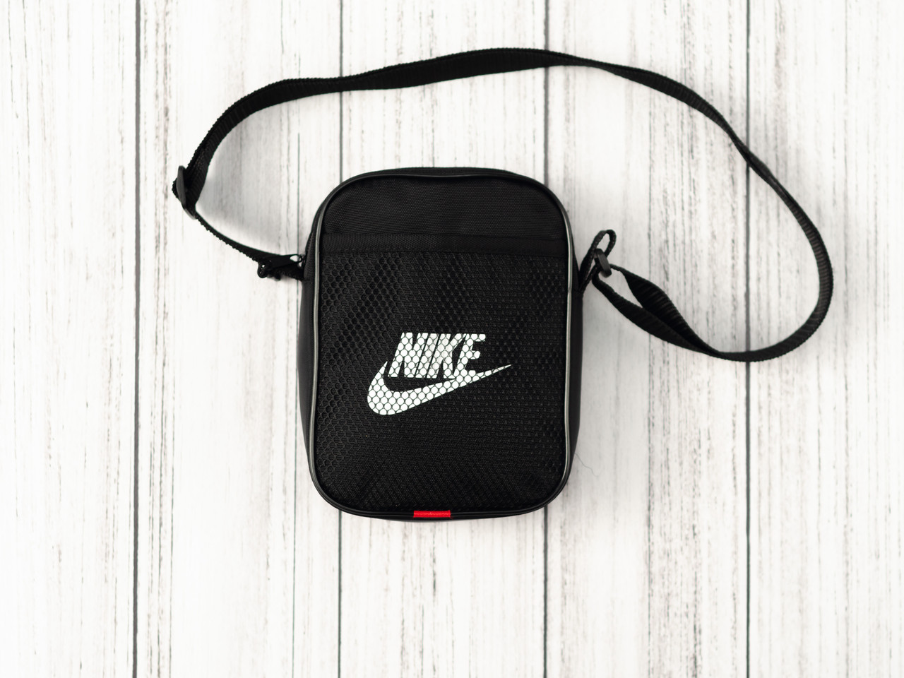 Маленька Сумка Nike чорного кольору / Чоловіча спортивна сумка через плече найк/ Барсетка Найк