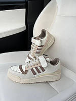 Женские кроссовки Adidas Forum Brown New (белые с коричневым) повседневные низкие кеды Art 04566