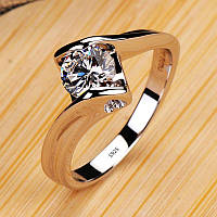 Кільце з кубічним цирконієм. Срібло 925,. Клеймо.  Чудовий блиск і перелив фіаніту класу ААА CZ!