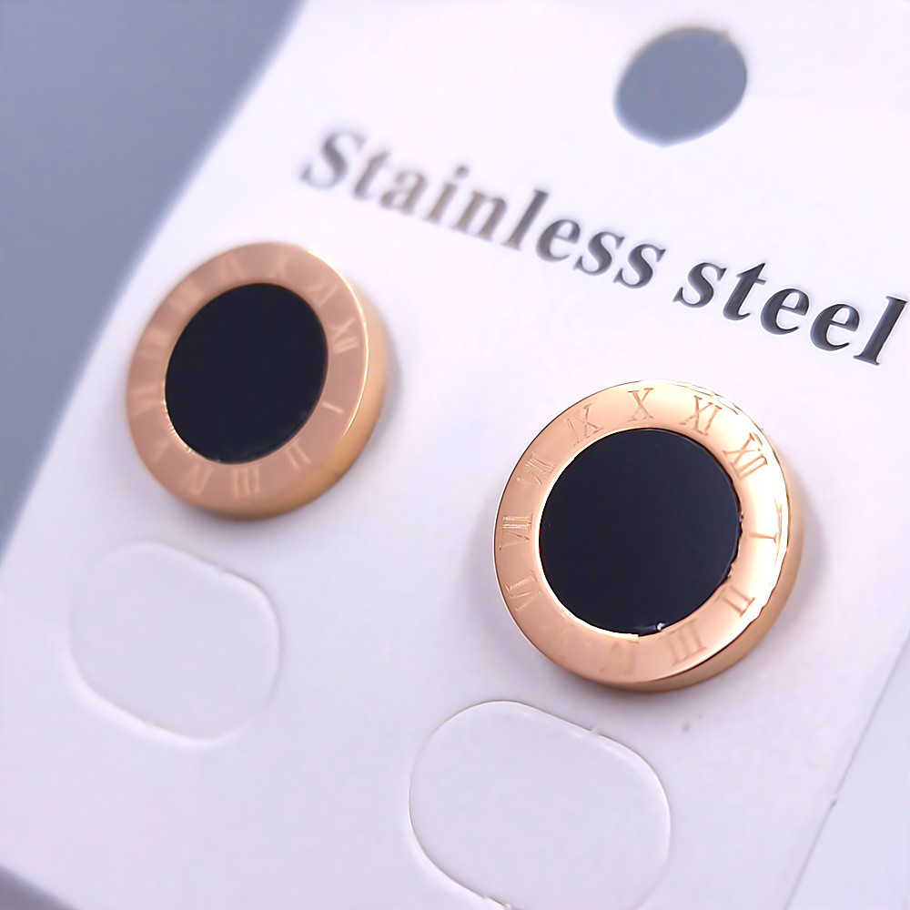 Сережки-гвоздики Stainless Steel із чорною емаллю. Сталь. Позолота ЧВ. Діаметр: 12 мм