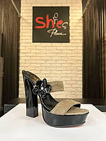 Шльопанці жіночі на високих товстих підборах сірі з натуральної замші