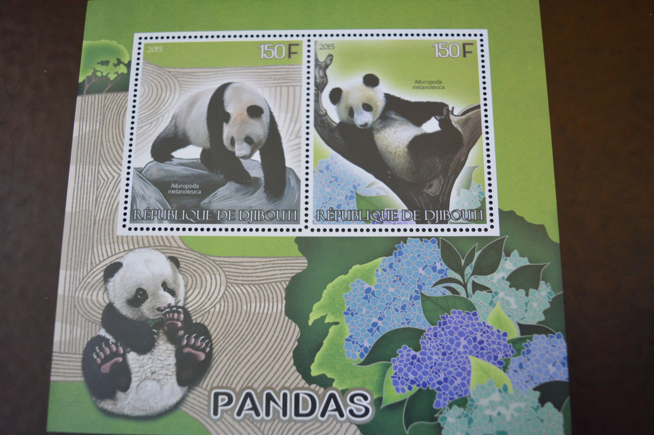 Джибуті. Марки. Фауна. Блок. 2013 рік (А-22)